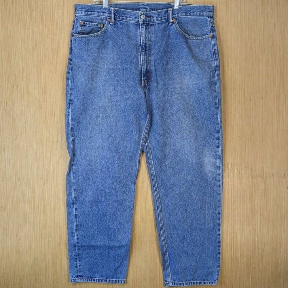 Levis 550 Relaxed Fit Tapered Leg Jeans Mens 42x32 Medium Wash Blue Denim
